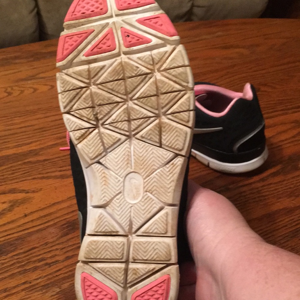 Shoes - Picture 2 of 2